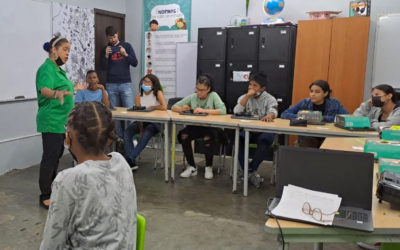 Enseñanza del Idioma Inglés orientado a los adolescentes del Programa Enlaces
