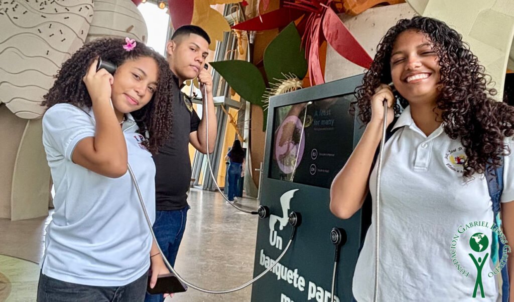 LET Program visita el BioMuseo