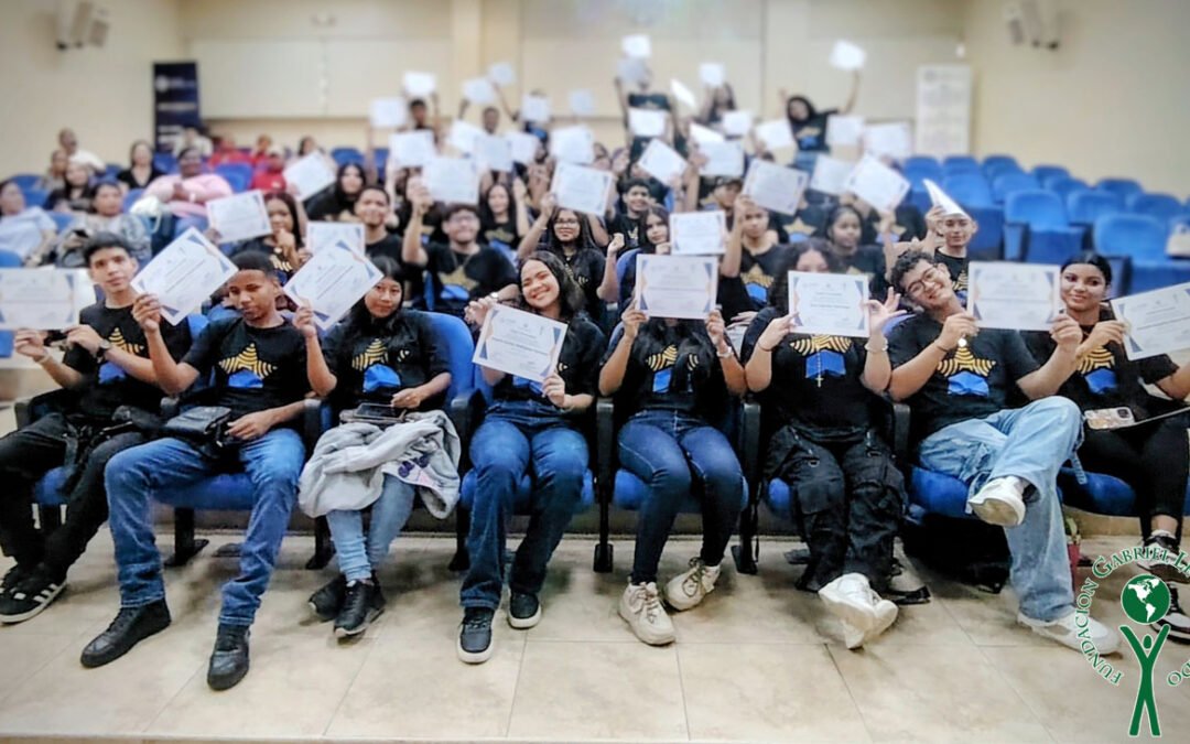 Graduación de la 2da Generación del Curso en Habilidades Blandas y Tecnología