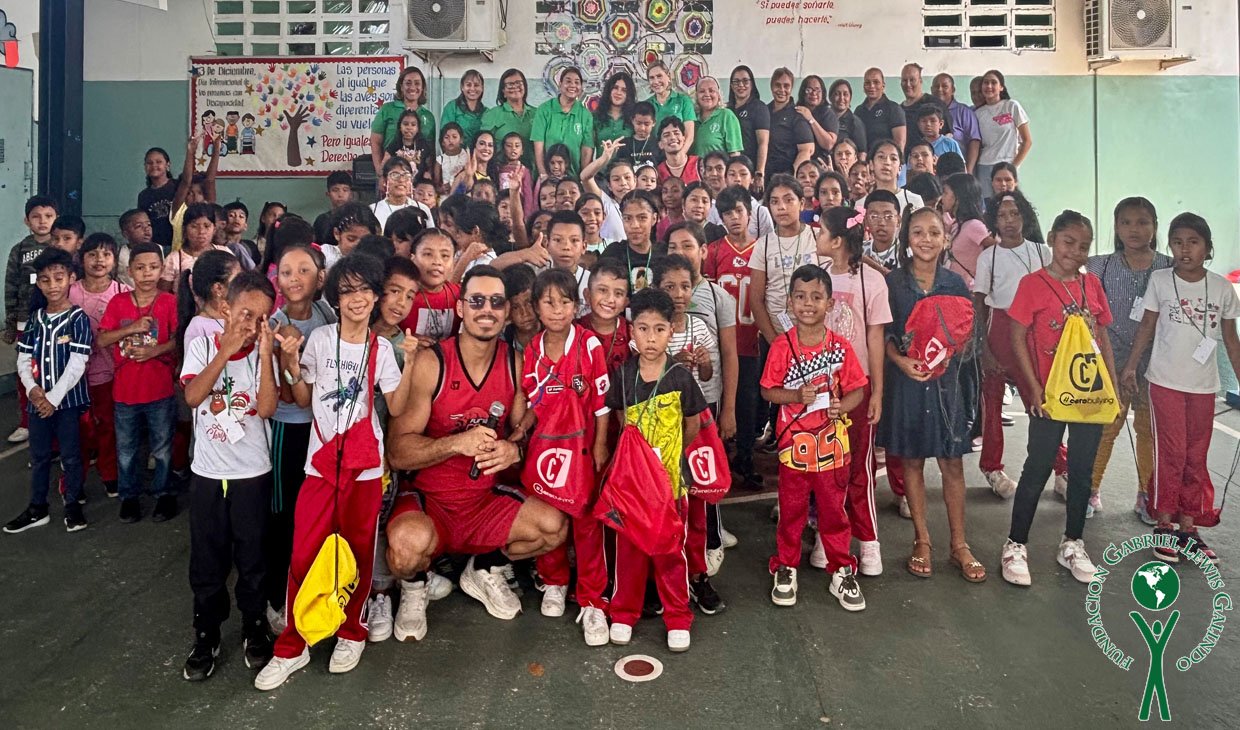 Gracias Fundación MEDCOM y Calle 7