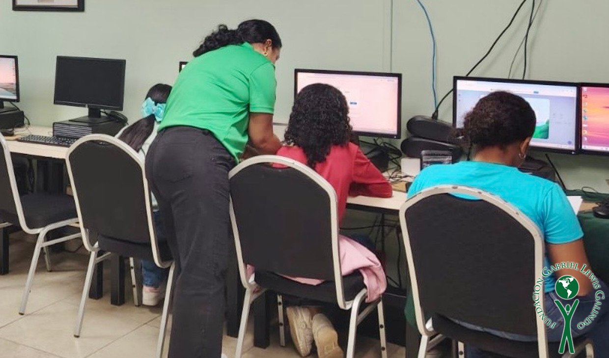 7mo Taller Mentes Digitales y Corazones Fuertes 7mo Taller Mentes Digitales y Corazones Fuertes